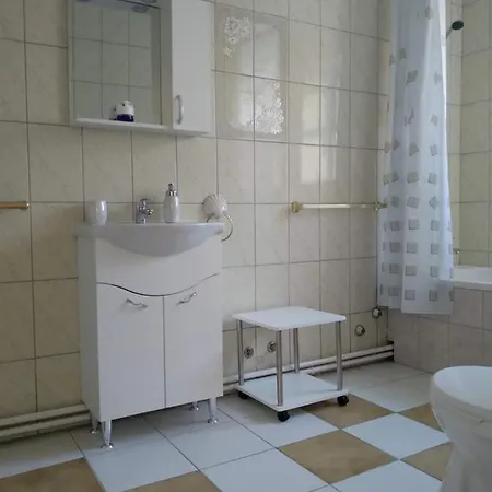 Fuege Vendeghaz 미슈콜츠